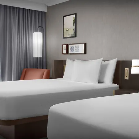 Courtyard By Marriott San Diego Downtown Little Italy-3