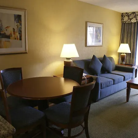Sommerset Suites Hotel-2
